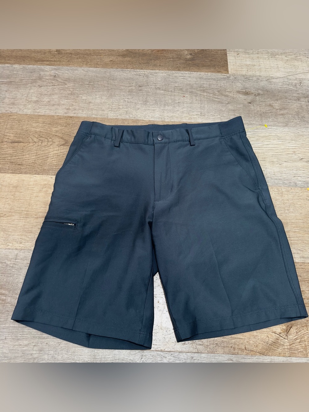 Men's Stretch Hybrid Shorts in Black - Everyday Performance